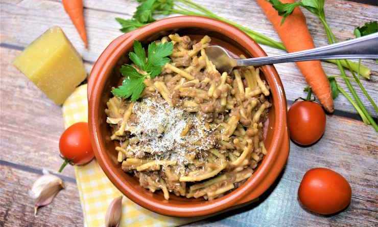 pasta e lenticchie gustosa