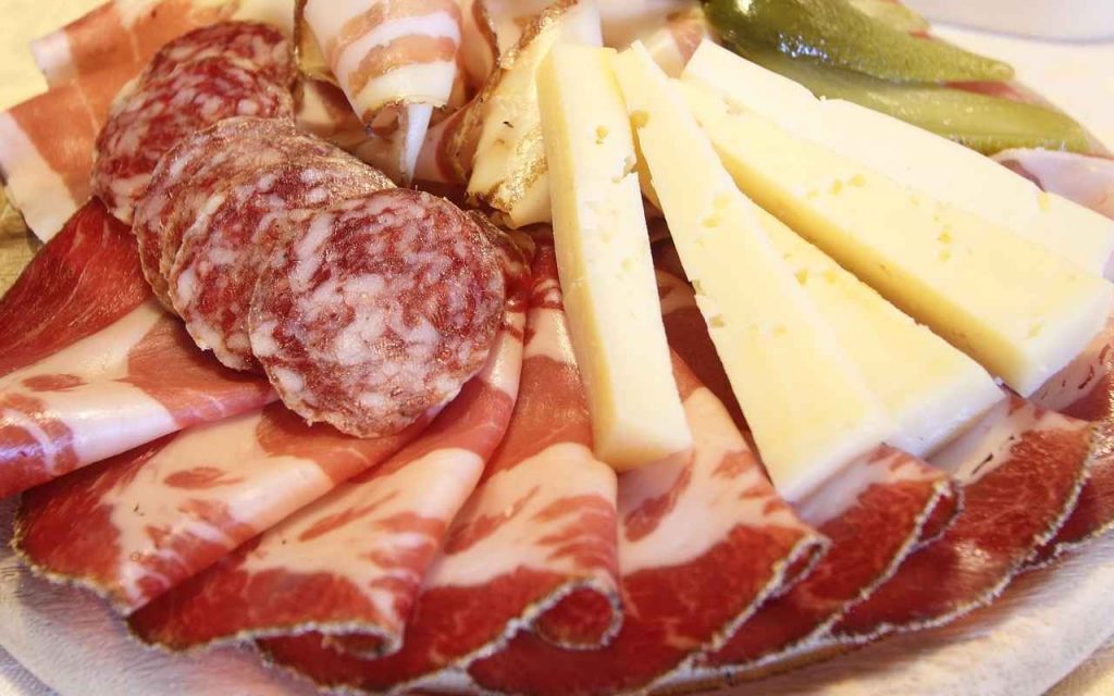 Antipasto salumi formaggi