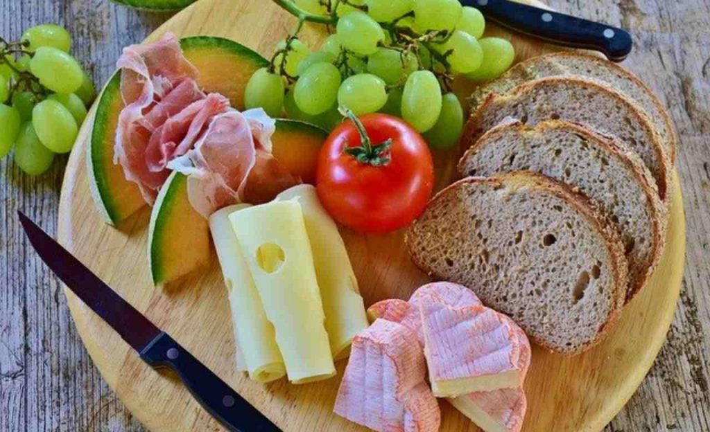 prosciutto e formaggio