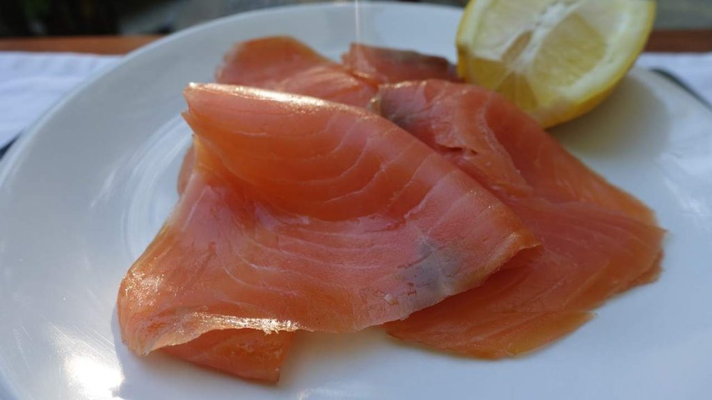 Salmone insalata