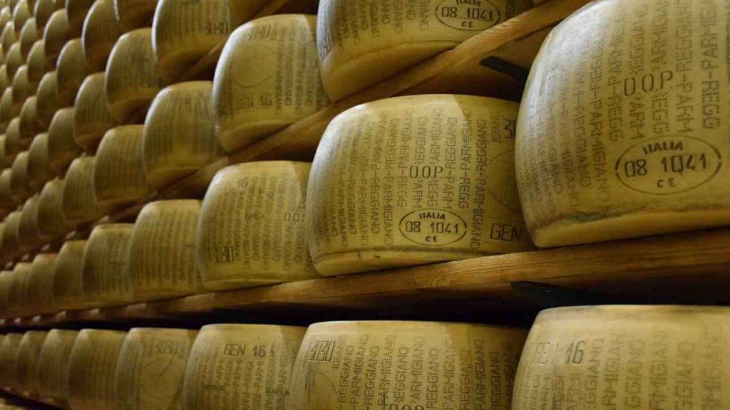 come scegliere il parmigiano