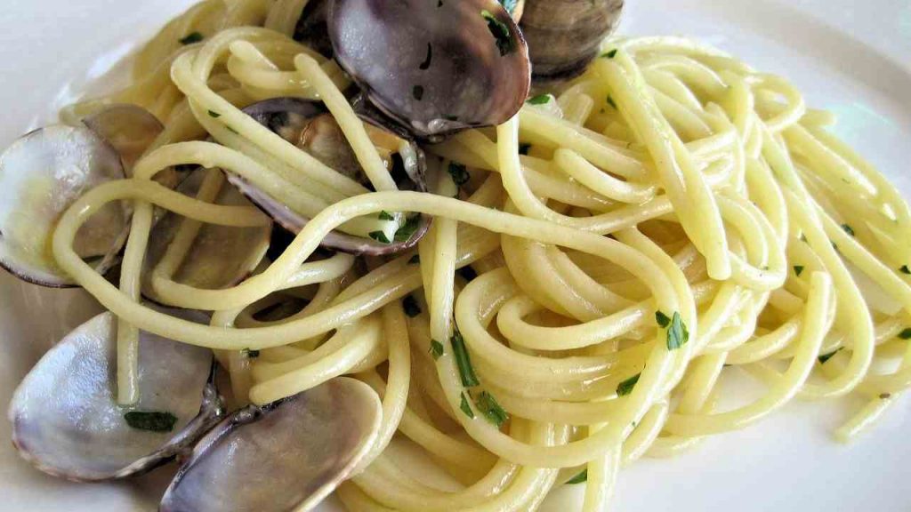 pasta alle vongole cremina