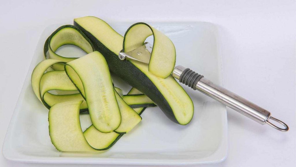 taglia le zucchine