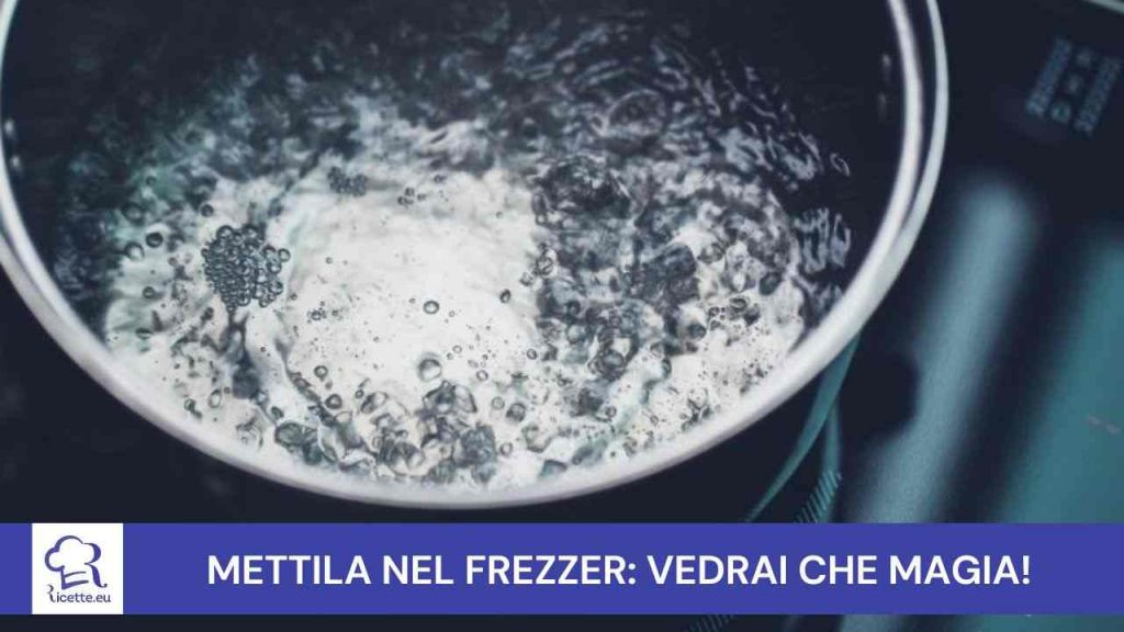 Acqua calda in freezer